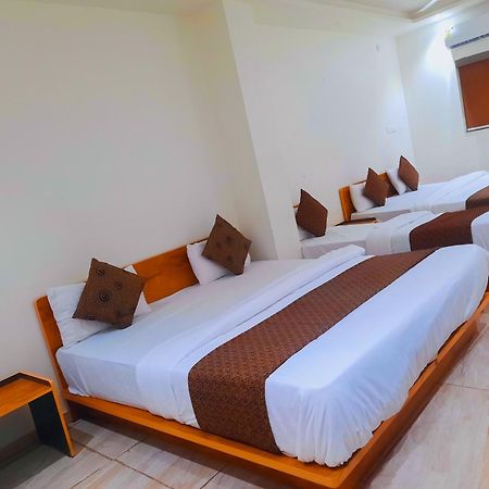 Hotel Nova Pride Rajkot Exterior photo